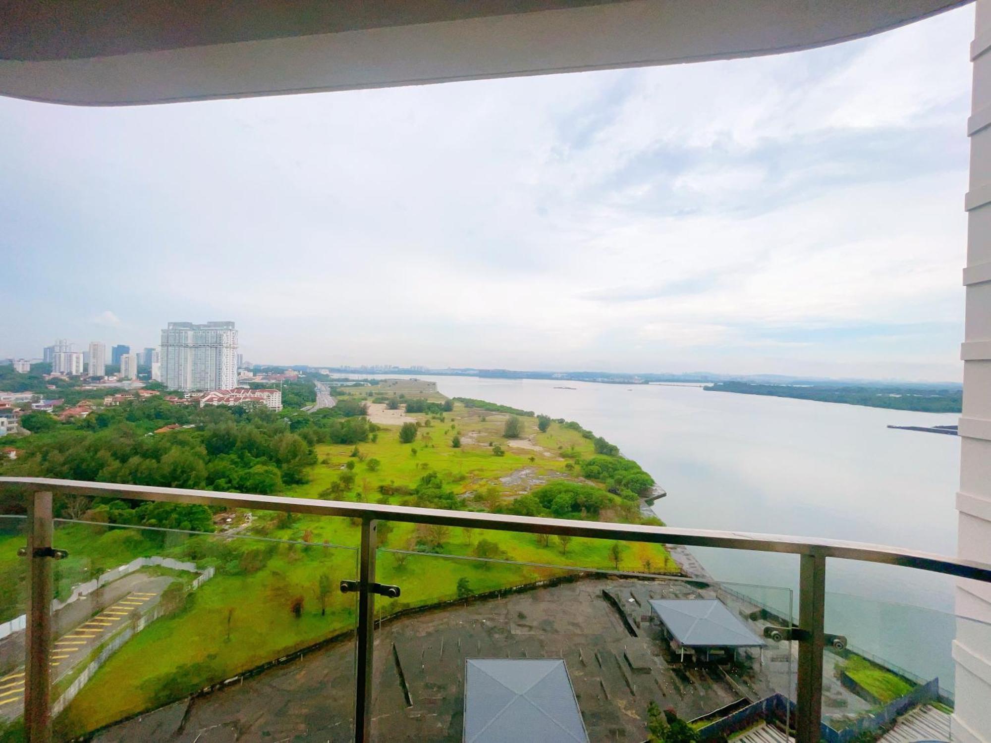 Monic Staycation #Country Garden Danga Bay جوهر بهرو المظهر الخارجي الصورة